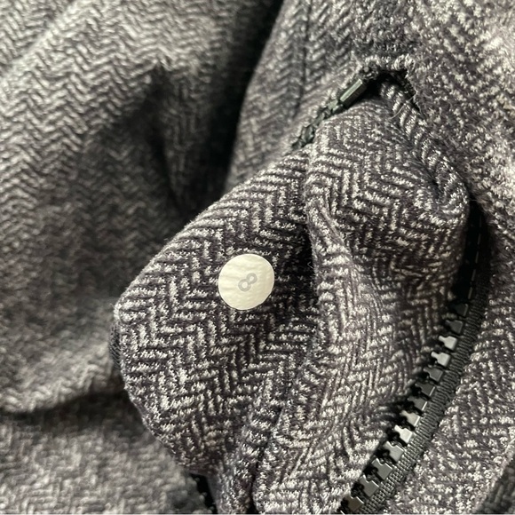 Lululemon Define Jacket Herringbone Grey Size 8 EUC - Picture 12 of 13